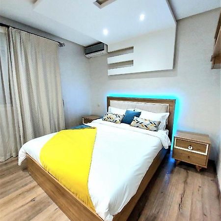 Appartement Pour Familles En Residence Avec Piscine Et Wifi マラケシュ エクステリア 写真