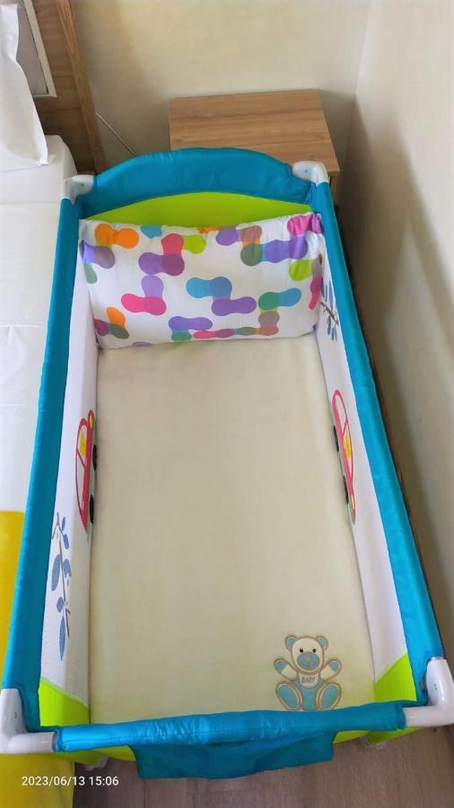 Appartement Pour Familles En Residence Avec Piscine Et Wifi マラケシュ エクステリア 写真