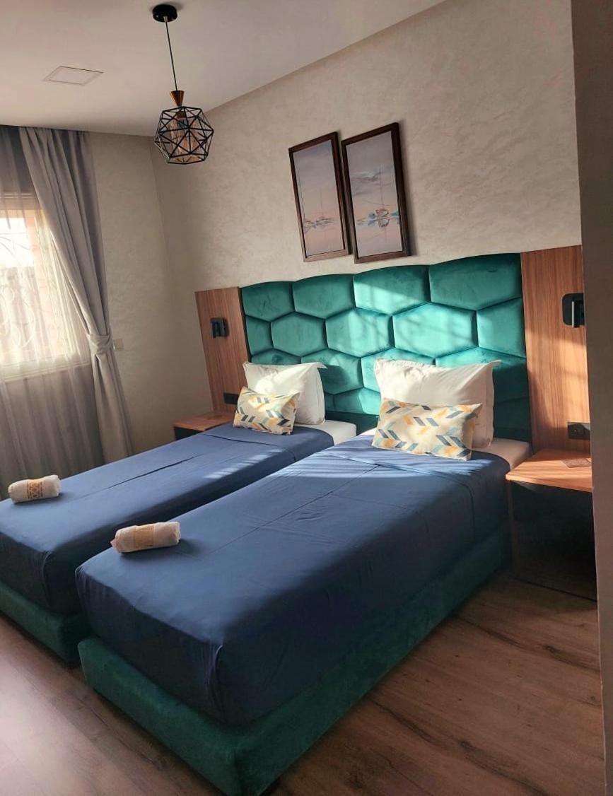 Appartement Pour Familles En Residence Avec Piscine Et Wifi マラケシュ エクステリア 写真